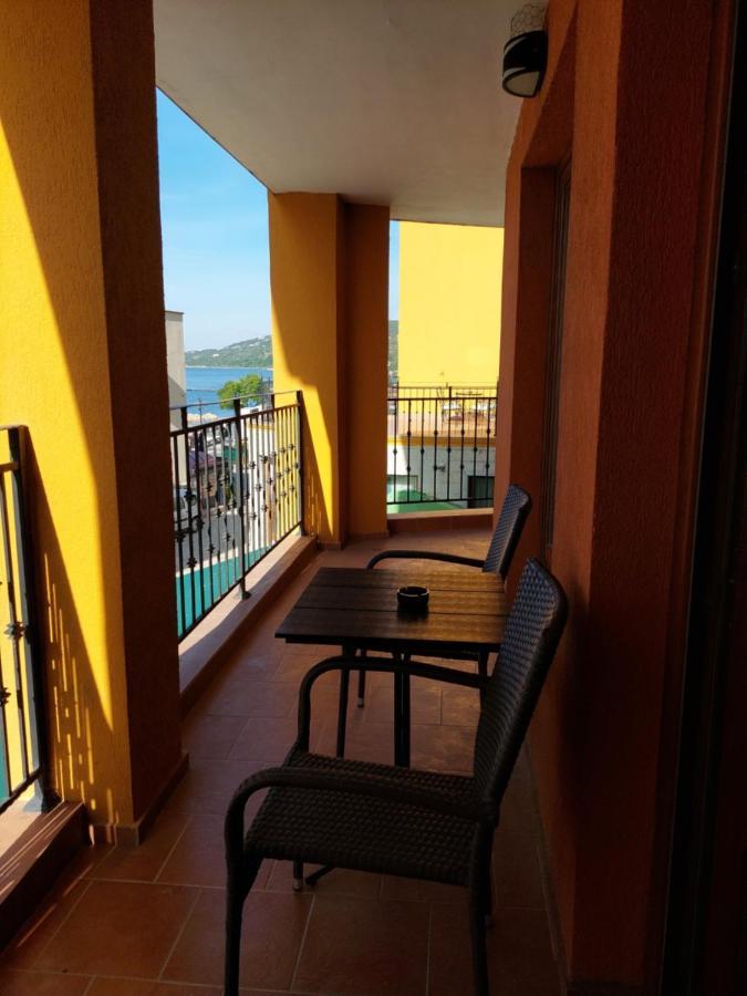 Supreme Danieli - Holiday Apartment By The Sea Balchik Exterior photo